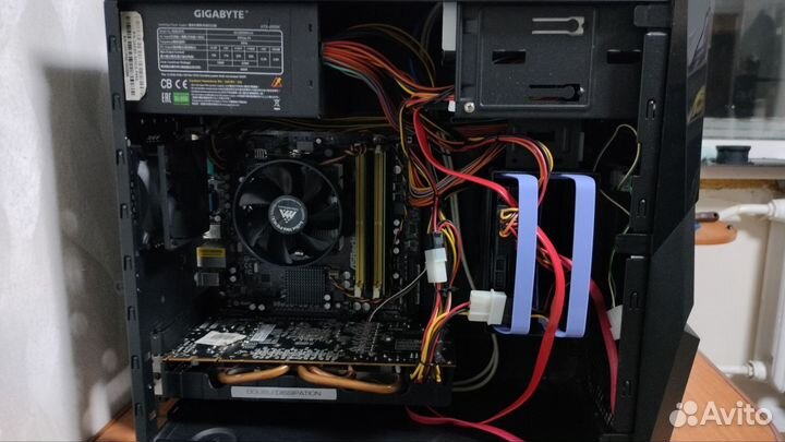 Игровой компьютер c монитором 19