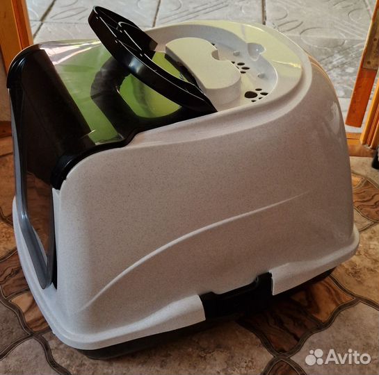 Туалет закрытый для животных