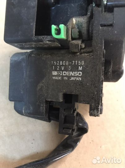 Замок двери передний правый Mazda Xedos 6