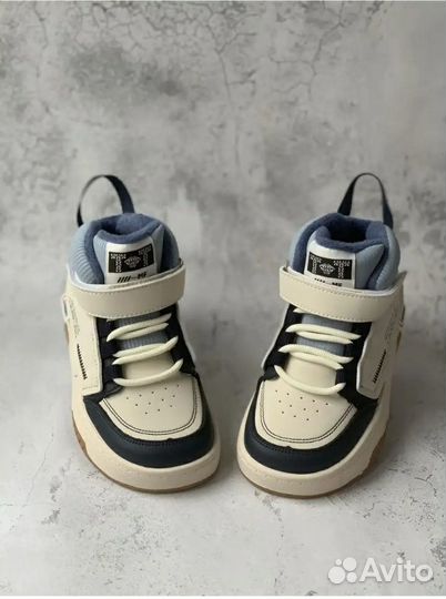 Ботинки демисезонные для мальчика 22 р(13-13,5 см)