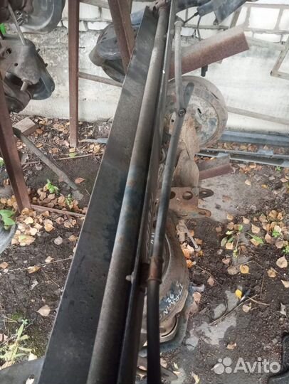 Балка зад Nissan Note E11 Ниссан Нот Ноут