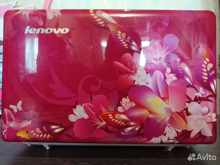 Нетбук Lenovo с сумкой