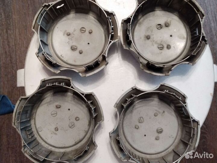 Колпаки на колеса r 16 toyota LK 100