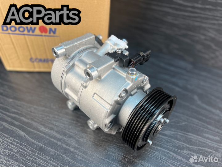 Компрессор кондиционера Kia Quoris 3.8