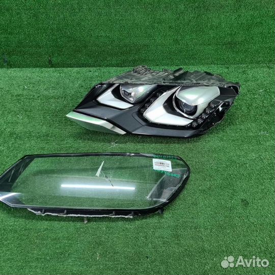 Фара левая Фольксваген Туарег 2 NF (2010-2014)