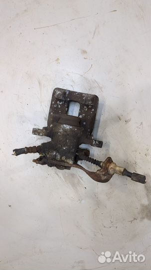 Суппорт Toyota Auris E15, 2007