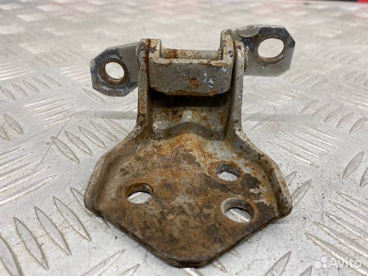 Б/У петля двери передний правый Hyundai Elantra XD