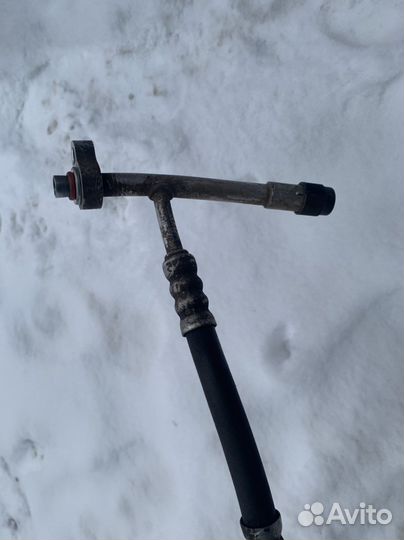 Трубка кондиционера Ford Focus 2