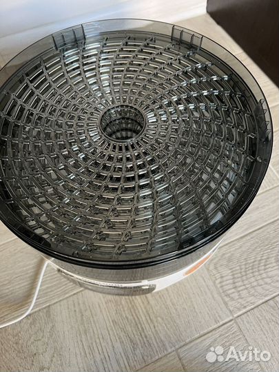 Сушилка для овощей и фруктов redmond