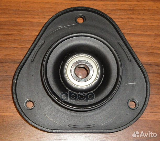 Опорная чашка стойки (краб) перед прав/лев