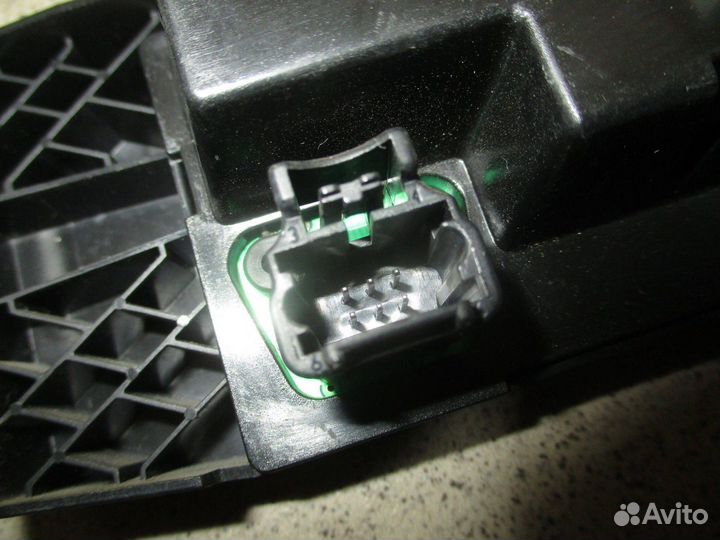 Часы Peugeot 207 2006-2017