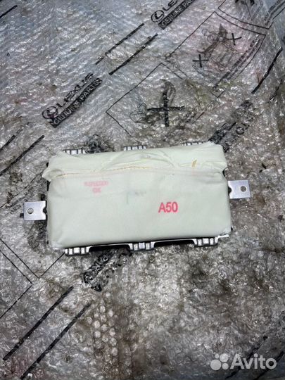 Подушка безопасности пассажира Lexus Rx200T