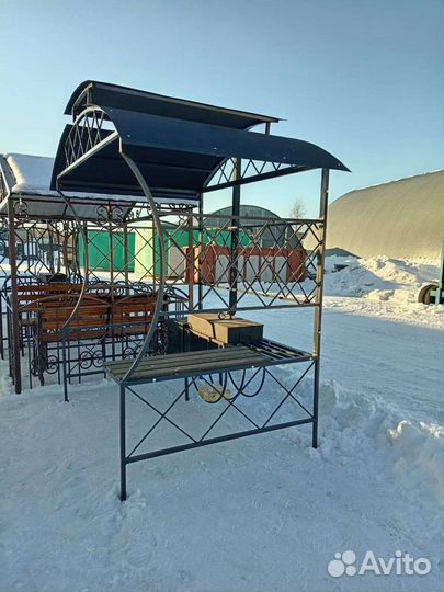 Мангал с печью под казан и крышей