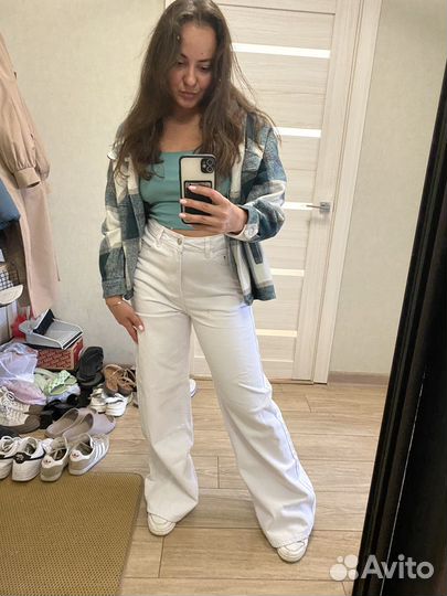 Джинсы белые прямые