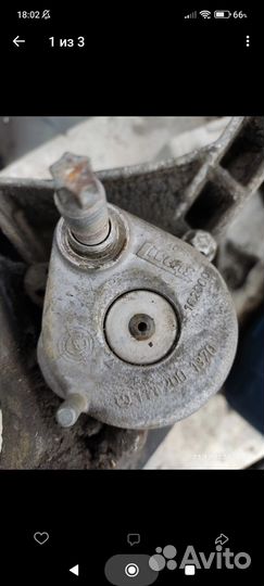 Кронштейн натяжителя Mercedes m111