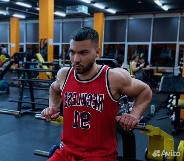 Тренер по фитнесу