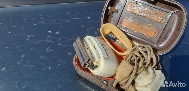 Электробритва. Нева СССР карболит