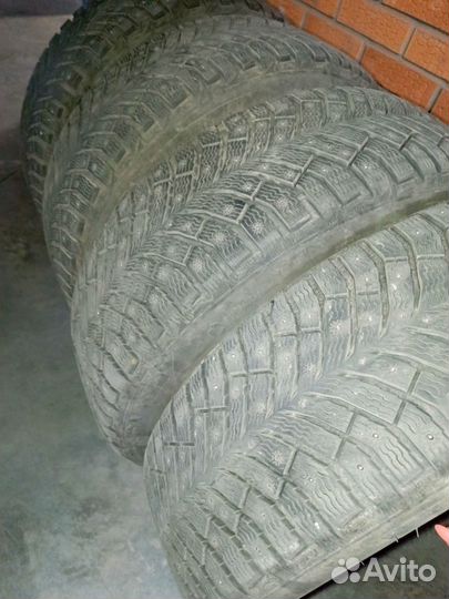 Michelin X-Ice North 4 SUV 235/60 R18