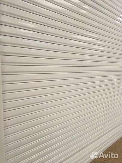 Ворота гаражные/рулонные ворота