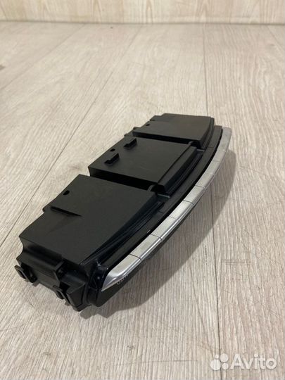 Блок управления климат-контролем Mercedes Benz