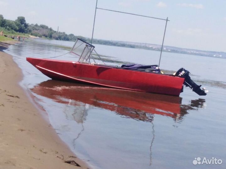 Моторная лодка Касатка