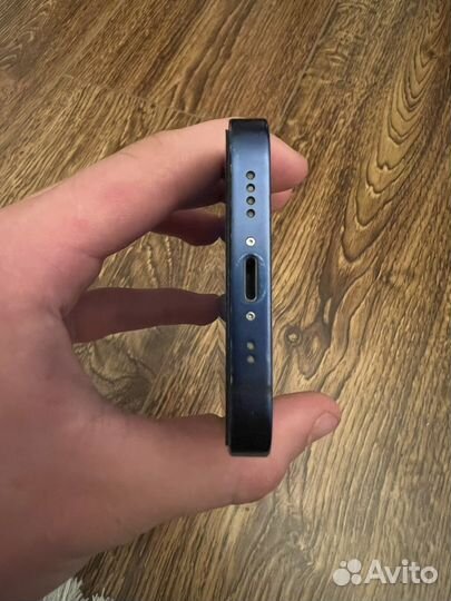 Телефон iPhone 12 mini