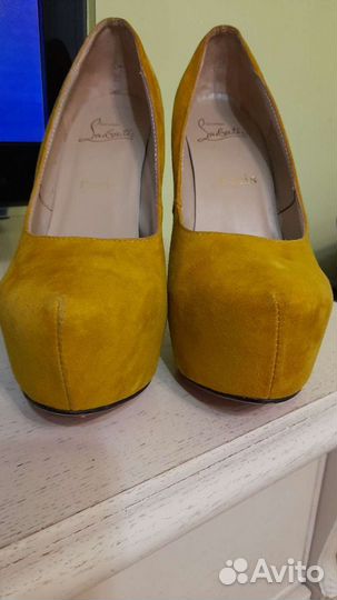 Туфли christian louboutin