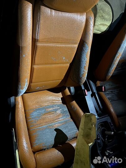 Сиденья моторспорт bmw e30