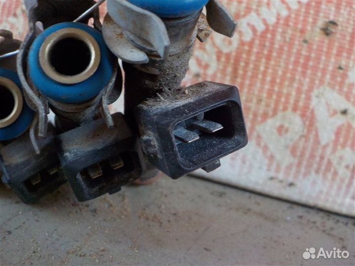 Форсунки топливные LADA Largus KS015L K7M 2018