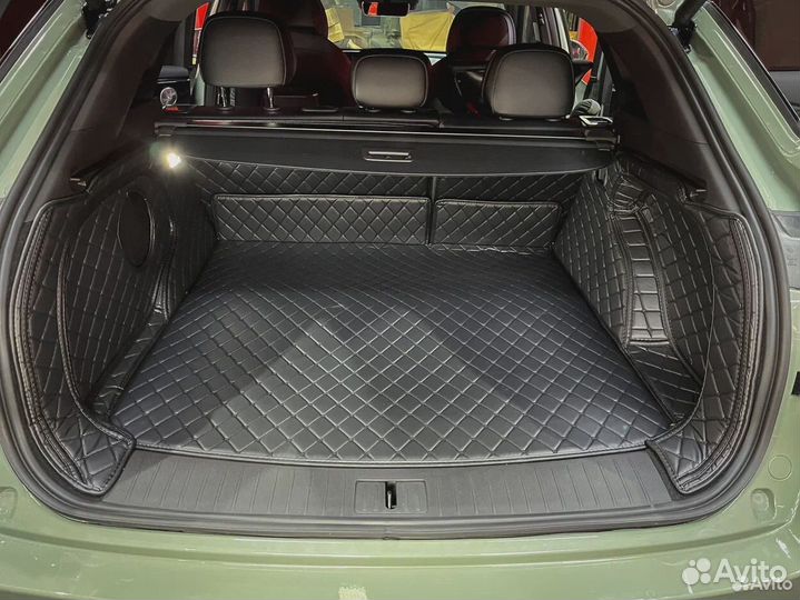 Автомобильные коврики из экокожи 