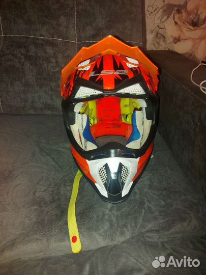 Шлем кроссовый бу,Ls2