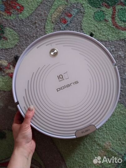 Робот пылесос Поларис