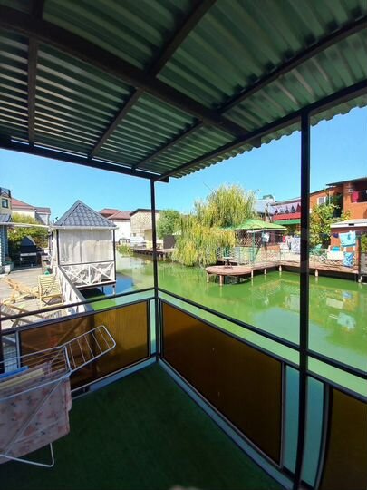 Дом 52 м² на участке 2,2 сот.