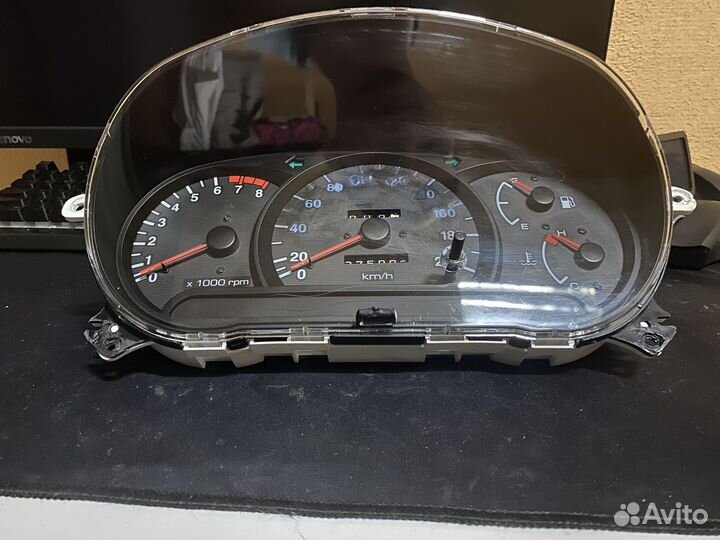 Приборная панель hyundai accent 2