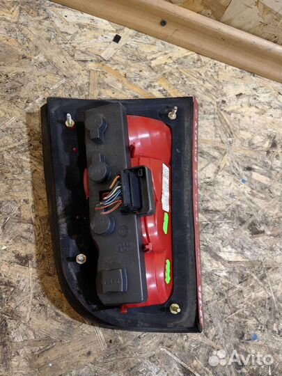 Фонарь Задний левый Шкода Октавия тур Универсал