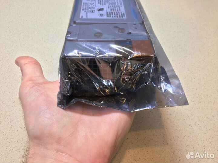 Блок питания IBM 39Y7333 (Astec AA23260) 625W