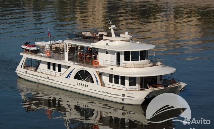 Аренда премиум яхты-катамарана до 20 человек