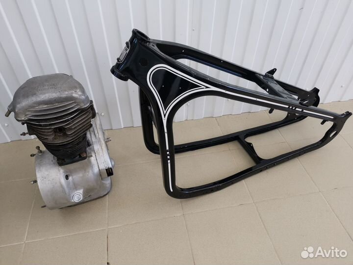 Рама с документами BMW r35