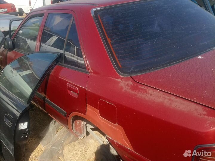 Mazda 323 1.7мт, 1992