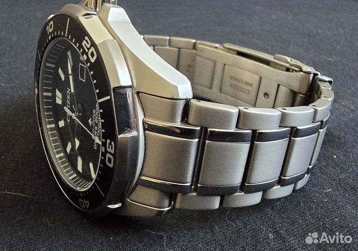 Citizen Promaster super titanium Eco-Drive (часы д