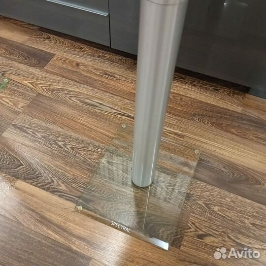 Стойки для акустики