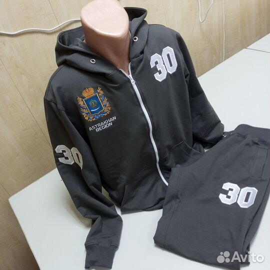 Спортивные костюмы Emperia 