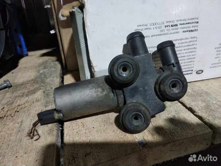Дополнительная помпа бмв е90 е91 е92 е93