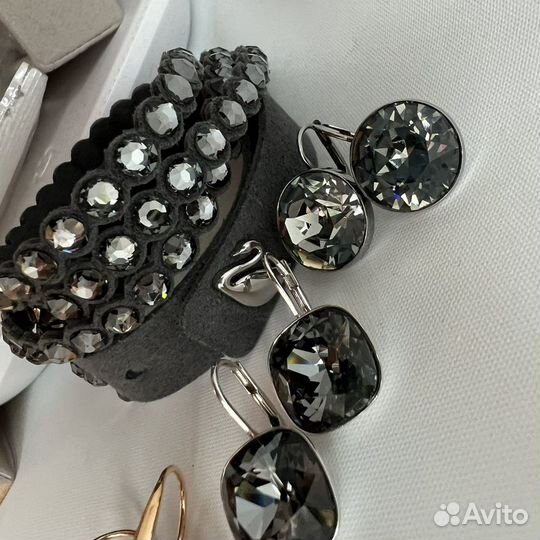 Серьги Swarovski Bella серый графит