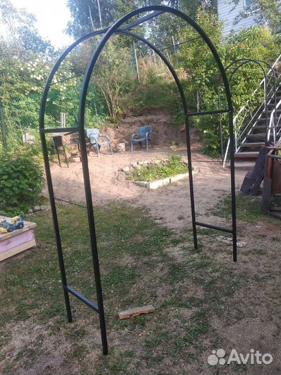 Арка для плетущих растений Металлическая
