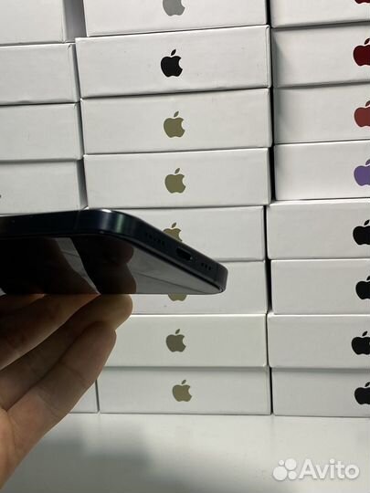 iPhone 15 Pro, 256 ГБ
