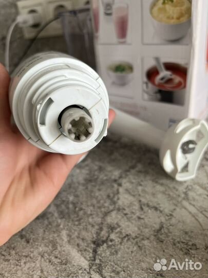 Блендер погружной philips HR1341