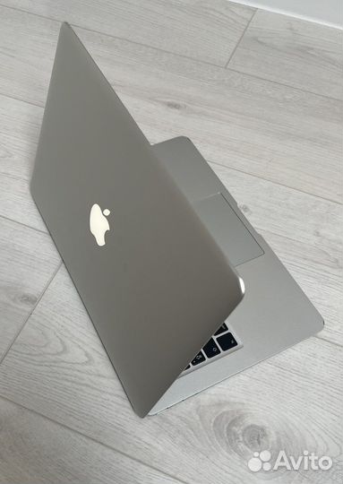 MacBook Air 13
