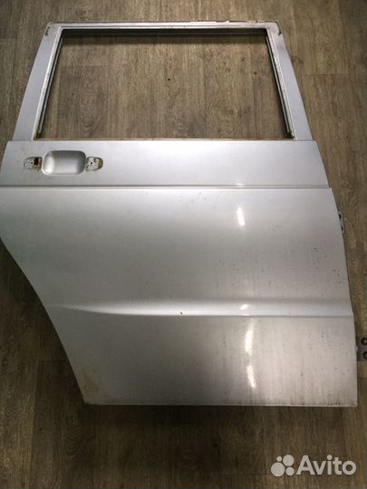 Дверь задняя правая УАЗ Патриот