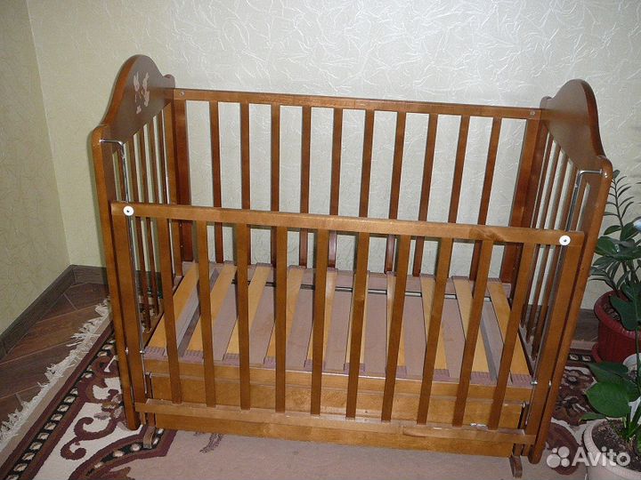 Детская кроватка-маятник Можга(Красная Звезда)